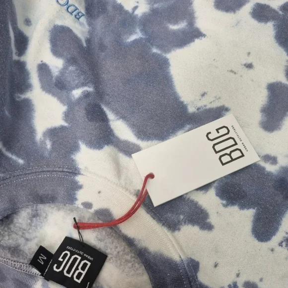 NEW Urban Outfitters Tie Dye Crew Neck Pullover Sweater  Size M oversized - Picture 3 of 3